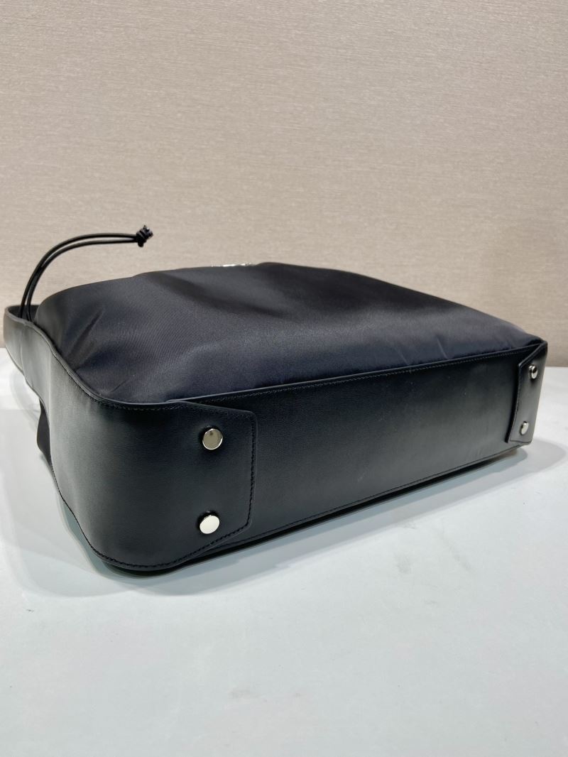 Pra*a hobo bags